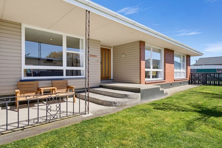Photo of property in 52 Cavendish Road, Casebrook, Christchurch, 8051