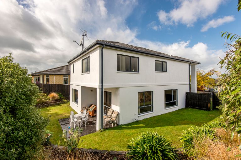 Photo of property in 33 Mahuri Street, Parklands, Christchurch, 8083
