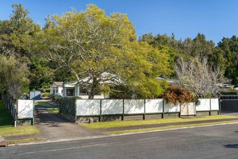 Photo of property in 125 Park Avenue, Whangamata, 3620