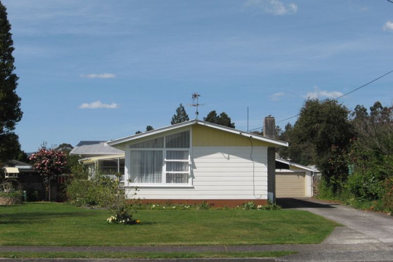 Photo of property in 8 Jameson Avenue, Fenton Park, Rotorua, 3010