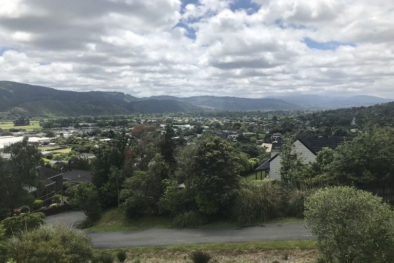 Photo of property in 30 Duncraig Street, Silverstream, Upper Hutt, 5019