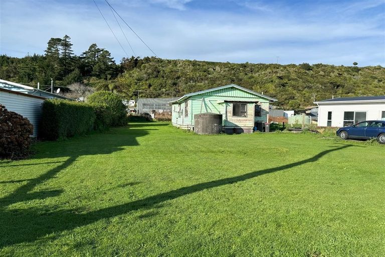 Photo of property in 37 Ogilvie Road, Gladstone, Greymouth, 7805