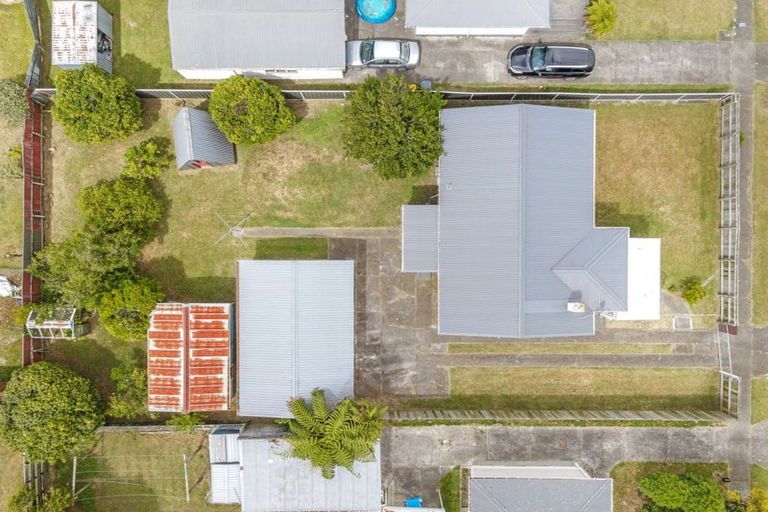 Photo of property in 14 Ferguson Street, Levin, 5510