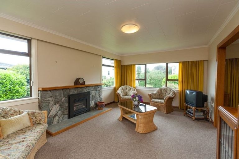 Photo of property in 4 Mission Street, Moturoa, New Plymouth, 4310