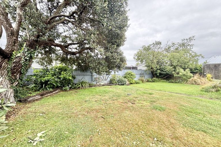 Photo of property in 20 Waikare Avenue, Waiwhetu, Lower Hutt, 5010