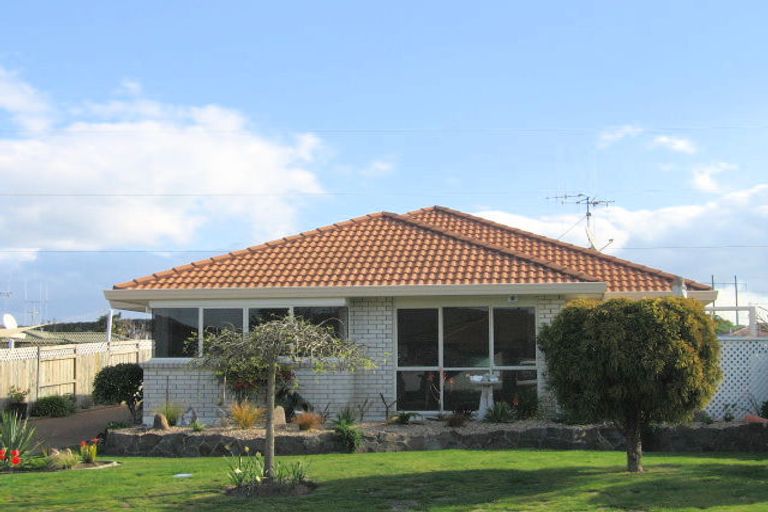 Photo of property in 20 Balmacewen Place, Mount Maunganui, 3116