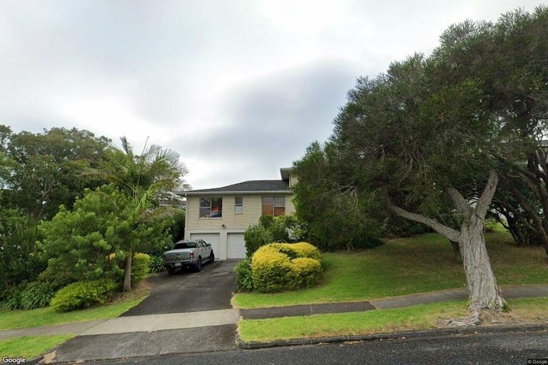 Photo of property in 34 Clovelly Road, Bucklands Beach, Auckland, 2012
