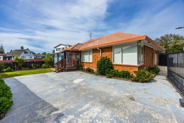 Photo of property in 25 Landette Road, Manurewa, Auckland, 2102