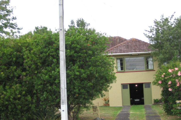 Photo of property in 8 Alberton Avenue, Mount Albert, Auckland, 1025