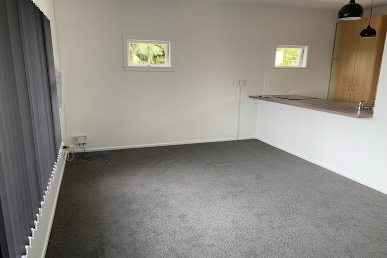 Photo of property in 2/541 East Coast Road, Browns Bay, Auckland, 0630