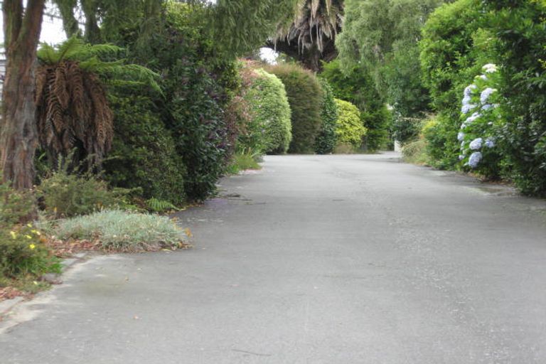 Photo of property in 15 Reading Street, Upper Riccarton, Christchurch, 8041