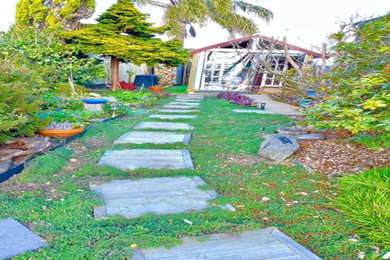 Photo of property in 170 Windermere Drive, Poike, Tauranga, 3112