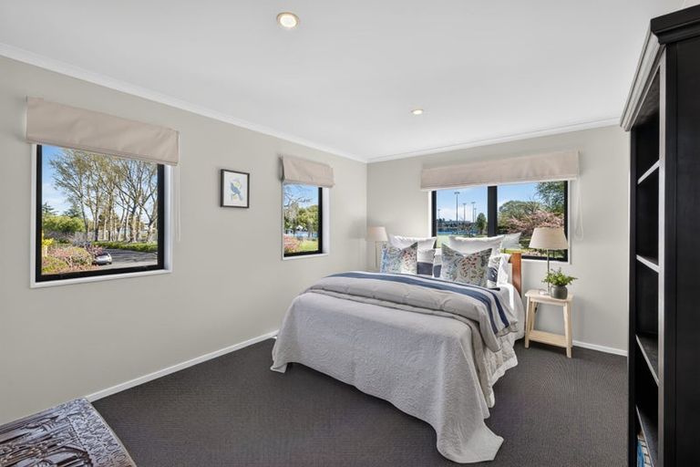 Photo of property in 49 Skyedale Drive, Harewood, Christchurch, 8051