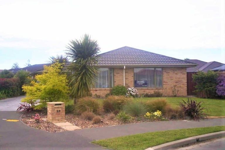 Photo of property in 28 Dufek Crescent, Wigram, Christchurch, 8042