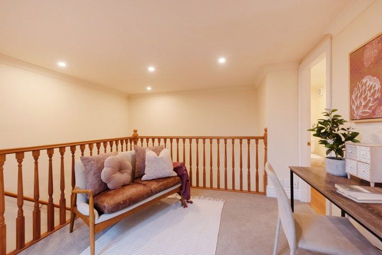 Photo of property in 18 George Street, Thorndon, Wellington, 6011