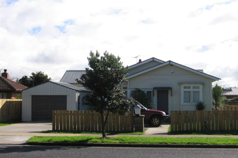 Photo of property in 105 Puhinui Road, Papatoetoe, Auckland, 2104