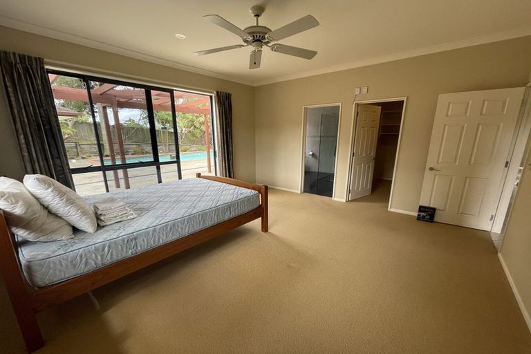 Photo of property in 9 Broadwood Rise, Kumeu, 0892