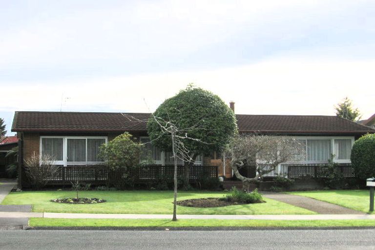 Photo of property in 3 Madill Road, St Andrews, Hamilton, 3200