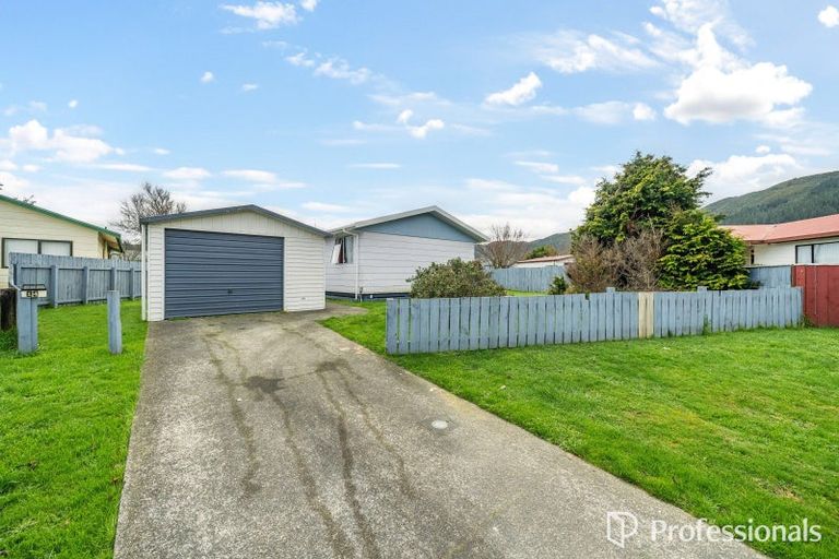 Photo of property in 14 Honey Street, Wainuiomata, Lower Hutt, 5014