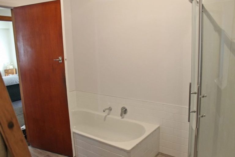 Photo of property in 62 Romilly Street, Westport, 7825