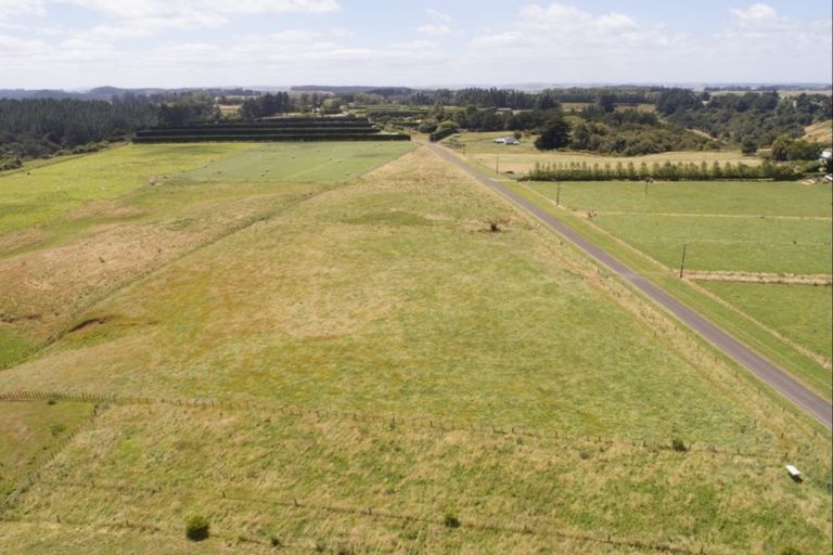 Photo of property in Campbell Road, Brunswick, 4571