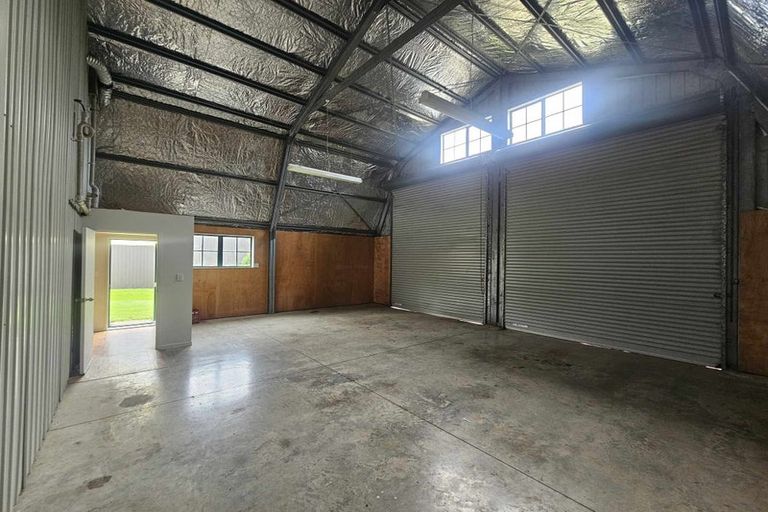 Photo of property in 42 Walker Road West, Aongatete, 3178