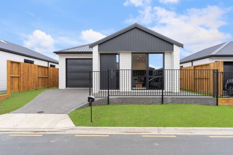 Photo of property in 7 Matuku Place, Katikati, 3178