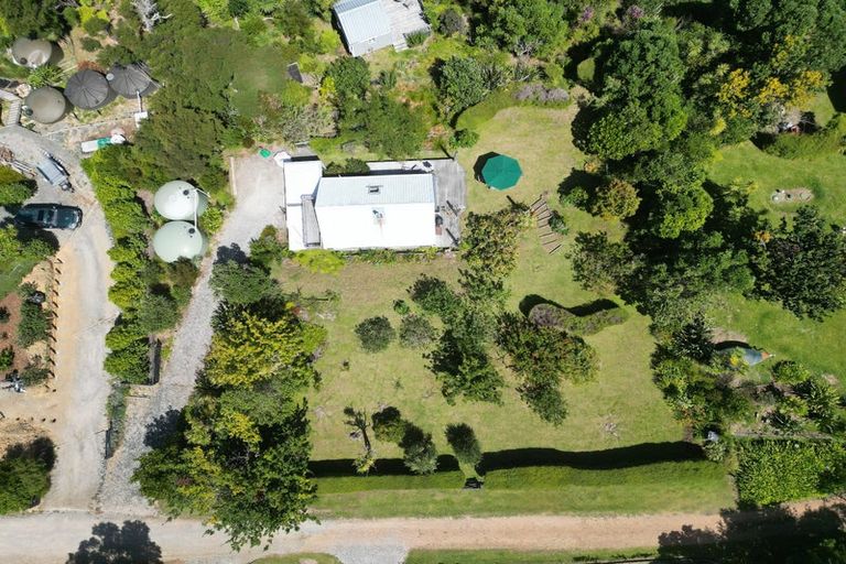 Photo of property in 3 Hall Head Road, Kawau Island, 0920