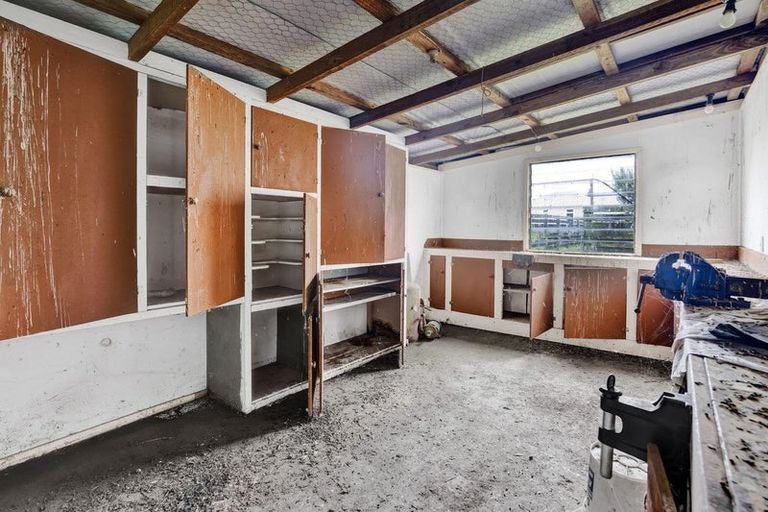 Photo of property in 239 Tawhiti Road, Hawera, 4672