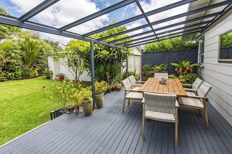 Photo of property in 16 Beazley Crescent, Tikipunga, Whangarei, 0112