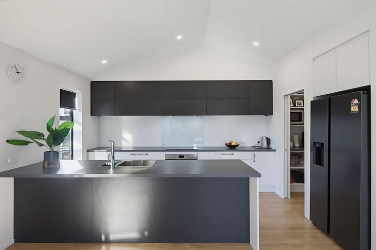 Photo of property in 50 Blakes Road, Belfast, Christchurch, 8051