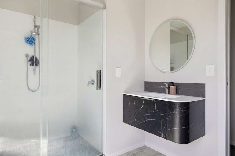 Photo of property in 38 Wai Terrace, Wharewaka, Taupo, 3330