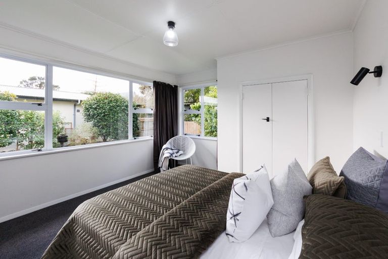 Photo of property in 6 Cremorne Avenue, Hokowhitu, Palmerston North, 4410