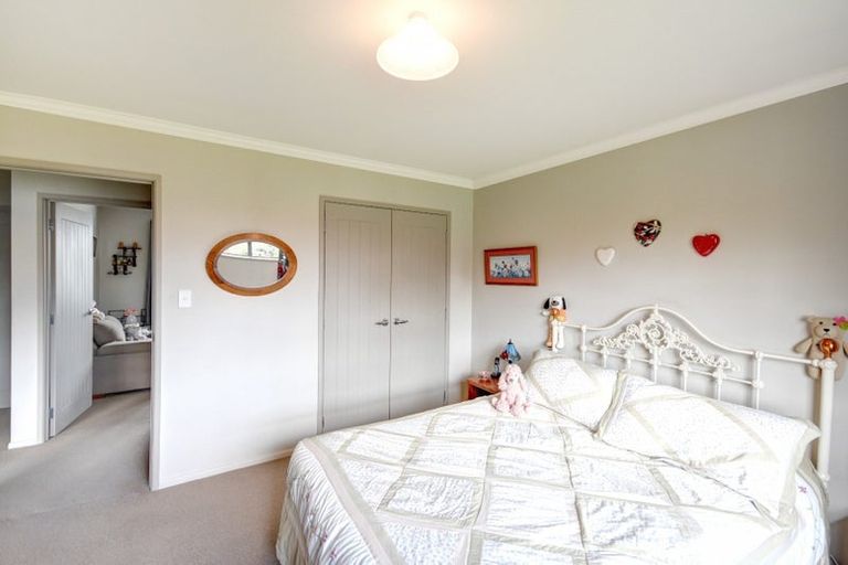 Photo of property in 13 Elderlee Street, Milton, 9220