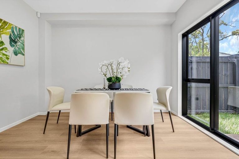 Photo of property in 13b Purata Place, Mangere Bridge, Auckland, 2022