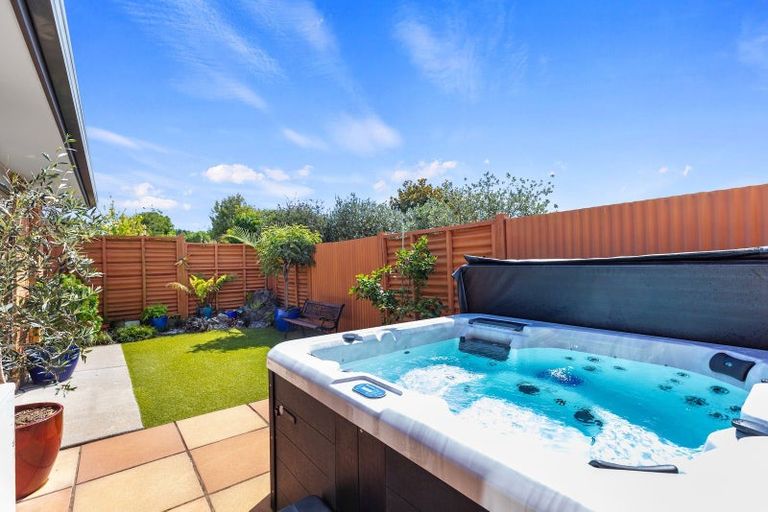 Photo of property in 64a Corinna Street, Welcome Bay, Tauranga, 3112