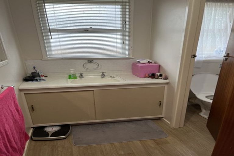 Photo of property in 93c Seddon Street, Pukekohe, 2120