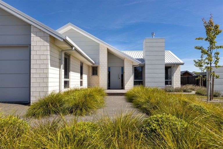 Photo of property in 9 Rose Manor Drive, Springlands, Blenheim, 7201
