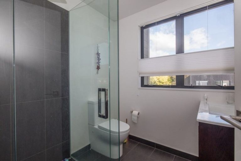 Photo of property in 4 Kapuka Lane, Wanaka, 9305