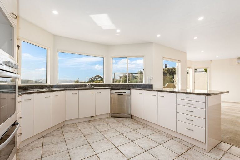 Photo of property in 35 Halladale Road, Papakowhai, Porirua, 5024