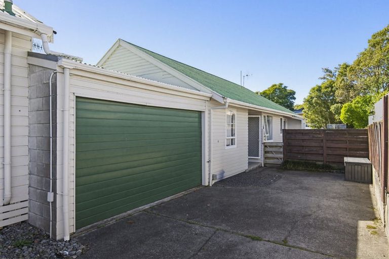 Photo of property in 90a Eatwell Avenue, Paraparaumu Beach, Paraparaumu, 5032