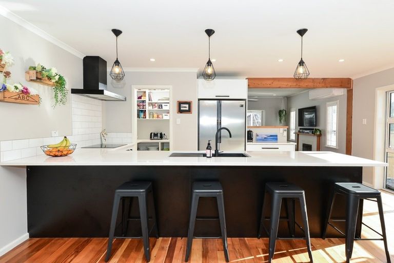 Photo of property in 10 Vardon Road, St Andrews, Hamilton, 3200