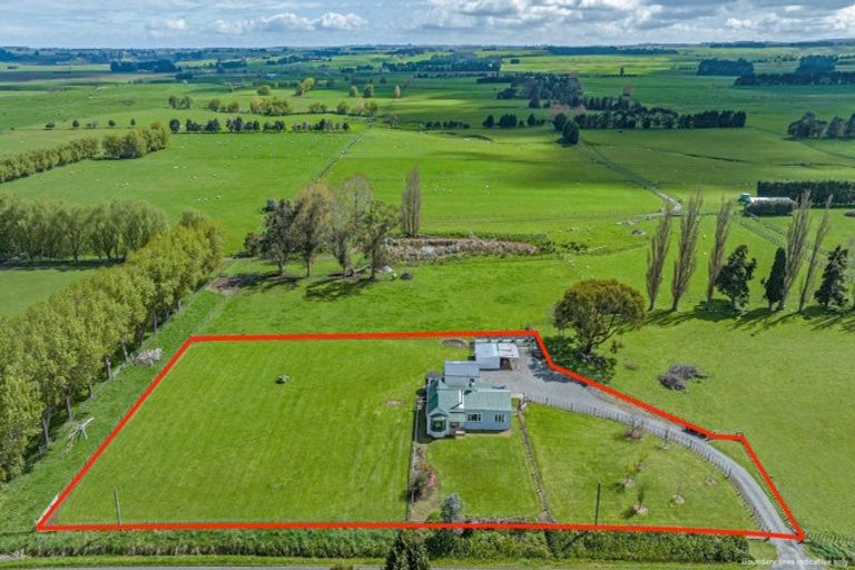 Photo of property in 1865 Kimbolton Road, Kiwitea, Feilding, 4777