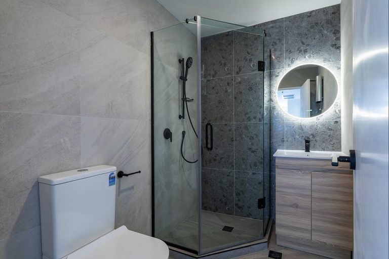 Photo of property in 67b Aramoana Avenue, Devonport, Auckland, 0624