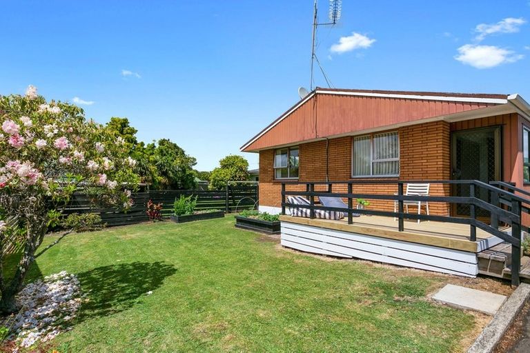 Photo of property in 2/1151 Bank Street, Te Awamutu, 3800