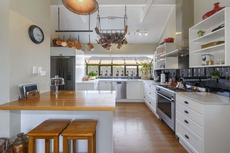 Photo of property in 28 Shelley Street, Otumoetai, Tauranga, 3110