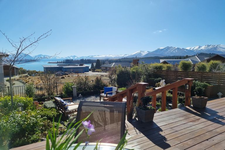 Photo of property in 7 Rankin Rise, Lake Tekapo, 7999
