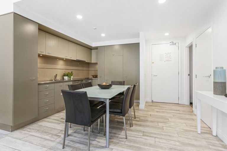 Photo of property in Latitude 37 East Apartments, 2f/20 Pakenham Street East, Auckland Central, Auckland, 1010