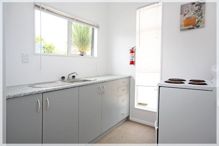 Photo of property in 67 Hartley Street, Foxton Beach, Foxton, 4815