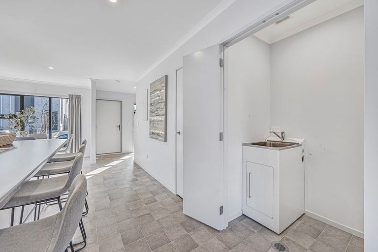 Photo of property in 11 Haroto Street, Manukau, Auckland, 2104